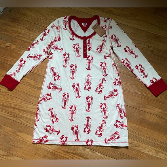 Lazy One Other - Lazy One 100% Cotton Nightshirt.  Red Lobster Design; Cream Background; Sz: L/XL